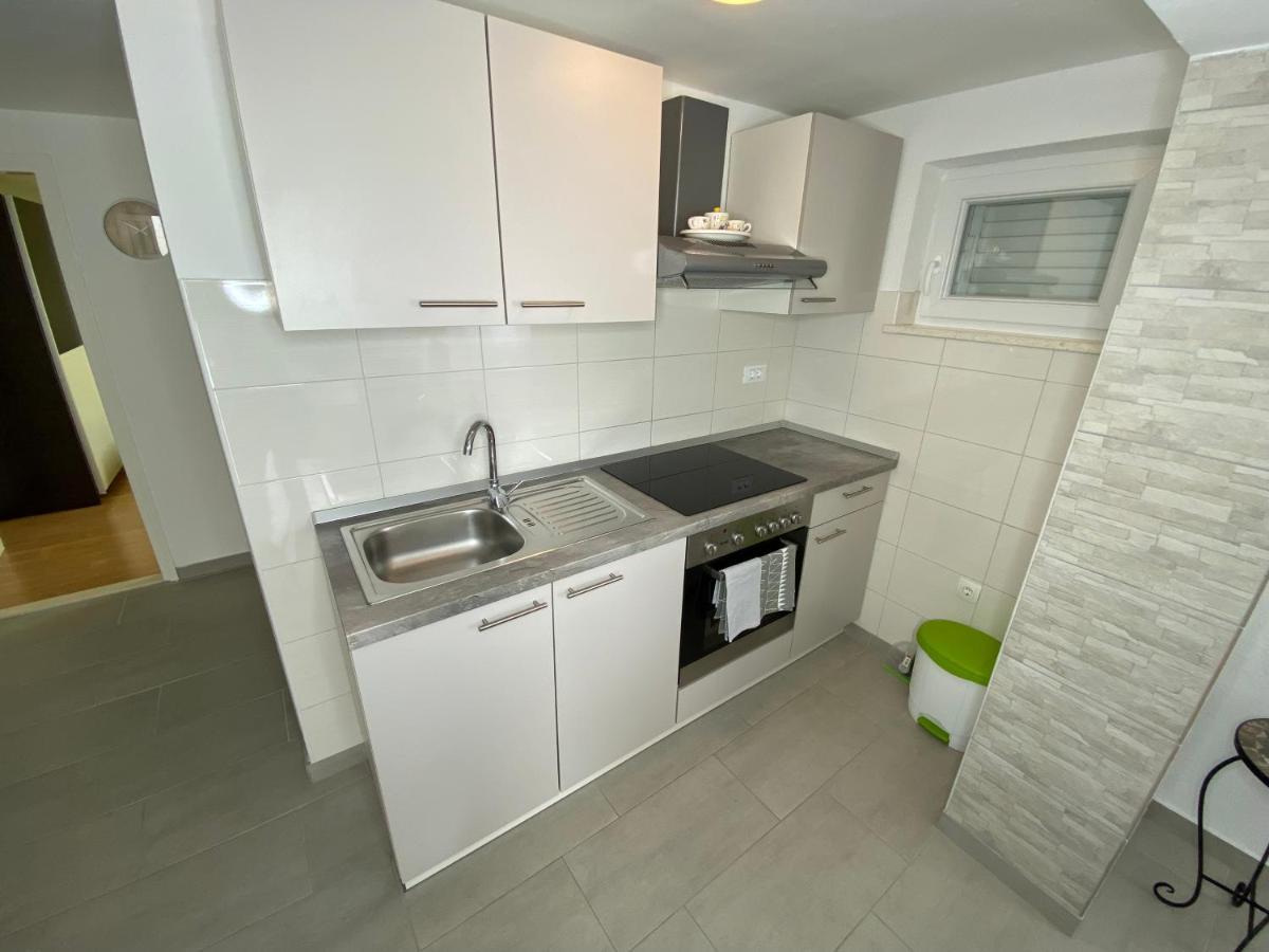 Apartment Carmen Trogir Dış mekan fotoğraf