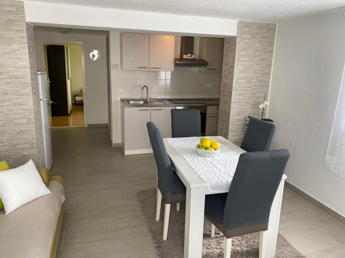 Apartment Carmen Trogir Dış mekan fotoğraf