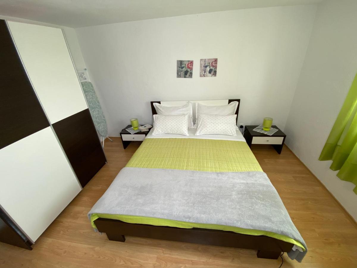 Apartment Carmen Trogir Dış mekan fotoğraf