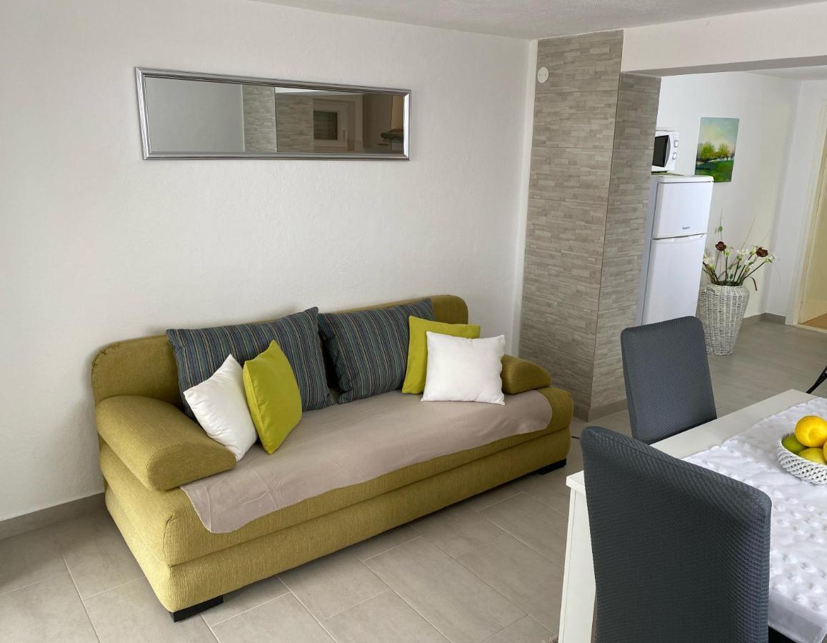 Apartment Carmen Trogir Dış mekan fotoğraf