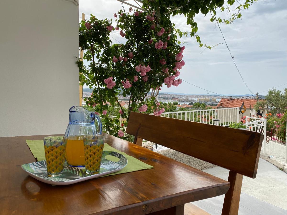 Apartment Carmen Trogir Dış mekan fotoğraf