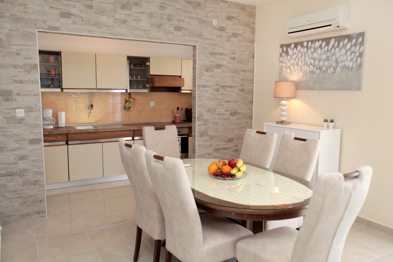 Apartment Carmen Trogir Dış mekan fotoğraf