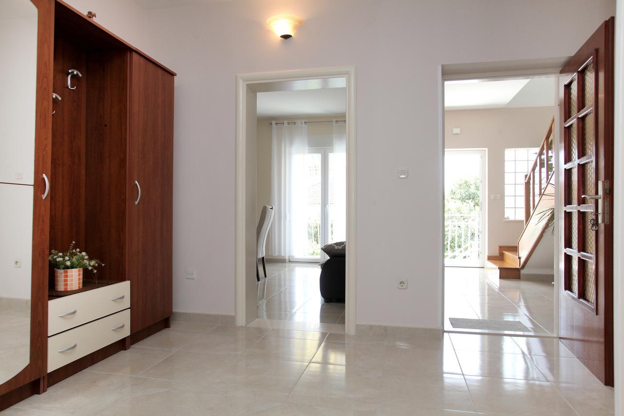 Apartment Carmen Trogir Dış mekan fotoğraf