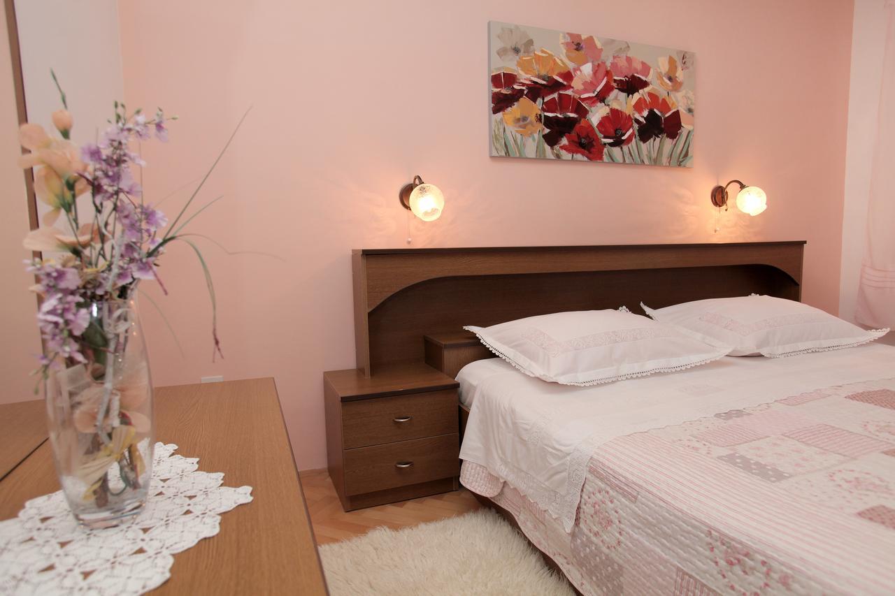 Apartment Carmen Trogir Dış mekan fotoğraf