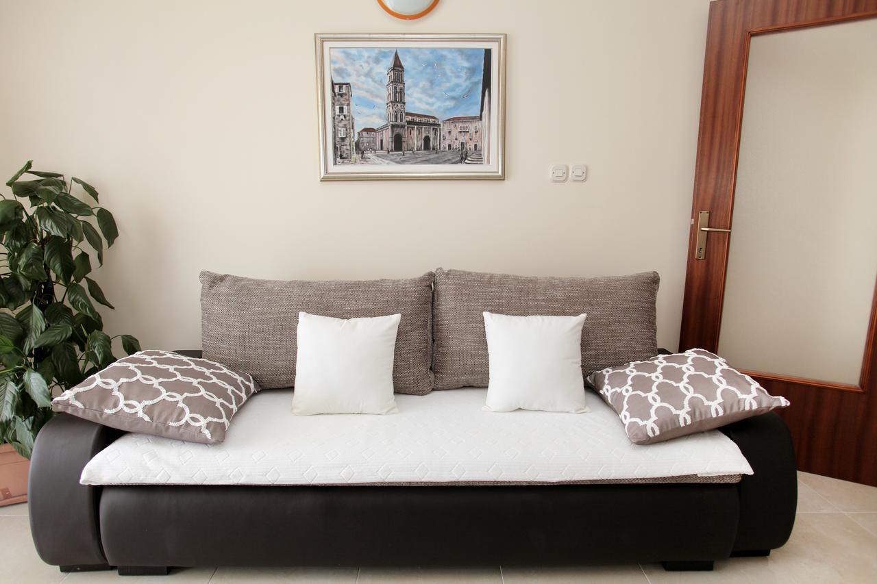 Apartment Carmen Trogir Dış mekan fotoğraf